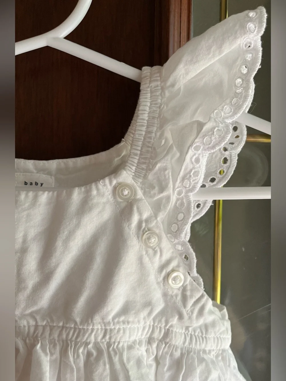 Baby Gap Eyelet Detail Sleeveless Ruffled Straps Button Back Cotton Top 18-24M